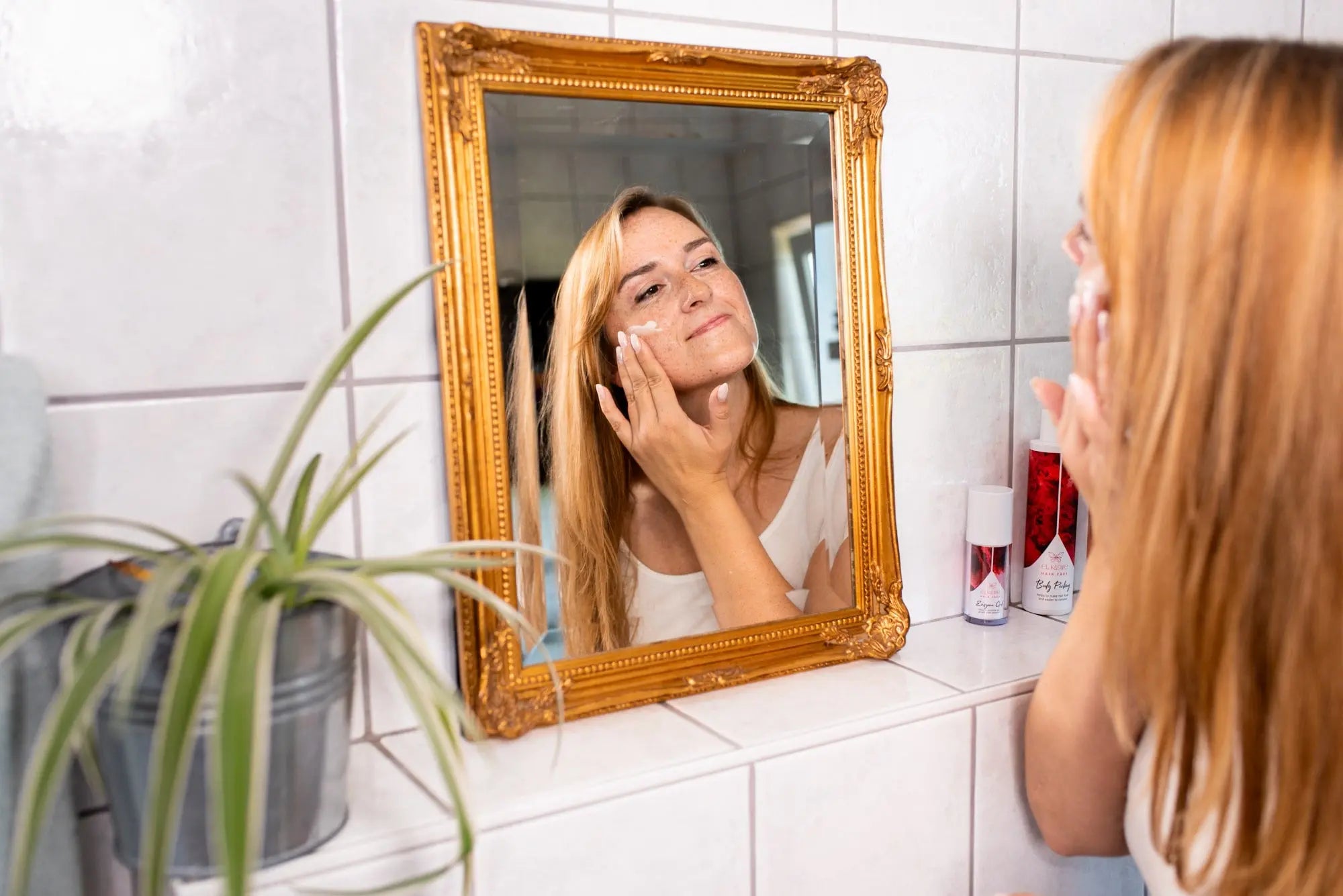 Anwendung: Enzyme-Set-Face zur dauerhaften Haarwuchsreduktion